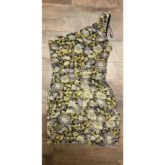 NWT Zara Floral One Shoulder Fitted Ruched Mini Dress Size Extra Small - Picture 3 of 5
